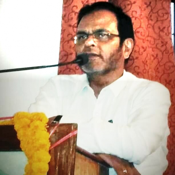 चित्र:S-P-singh-kavitakosh.jpg